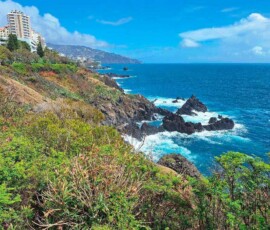 Küste und Atlantik bei Ajuda