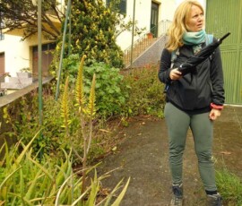 Unsere Reiseleiterin Sarah an der Levada do Norte