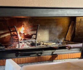Grill im Meeresfrüchte-Restaurant Vila do Peixe in Câmara de Lobos