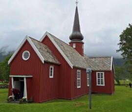 Auf den Lofoten, die Falkstad-Kirche