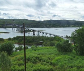 Fahrt von Svolvær nach Sørstraumen, Sørholmen-Brücke